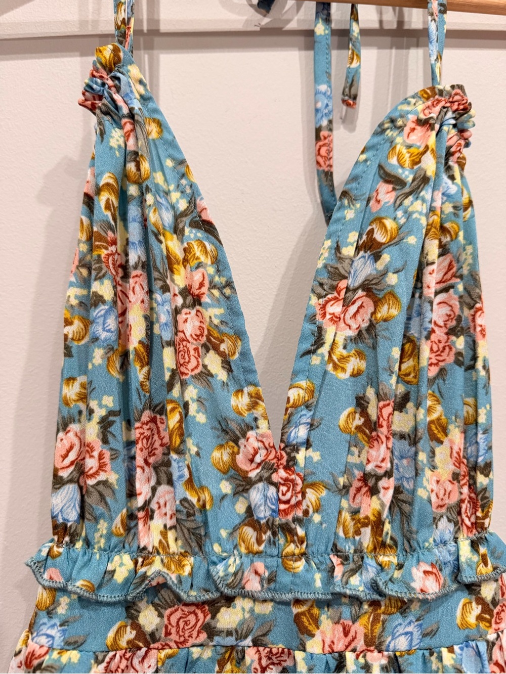 NWOT ✨ Blue Floral V-Neck Spaghetti Strap Mini Dress - Size: S - Picture 9 of 11